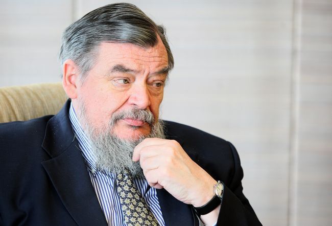 Вашою наївністю користаються, тому Україну і хочуть "зачинити у селі" - Ерік Райнерт