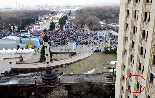 Получил за флаг Украины: в Москве допросили и избили аспиранта МГУ