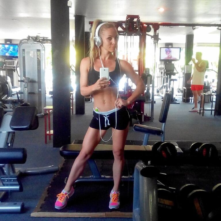 Блогеры раскопали голое фото вице-чемпионки Украины по фитнес-бикини