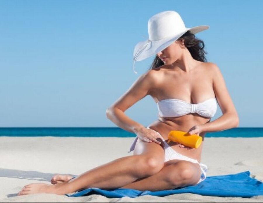 Красотка в отпуске: топ-15 средств, которые должны быть у каждой девушки