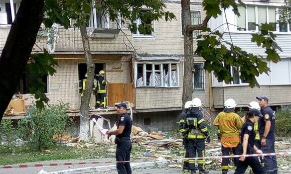 В Киеве прогремел мощный взрыв: опубликованы фото и видео