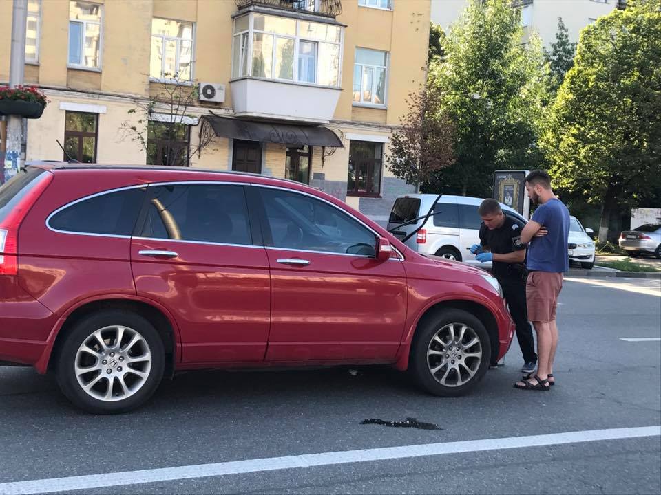 Будьте осторожны! Киевлян предупредили о жестких нападениях на автомобили на дороге 
