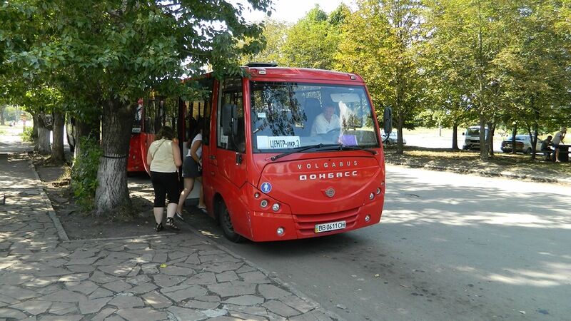 "Донецкие отжали у луганских": журналист указал на главный курьез с автобусами Захарченко
