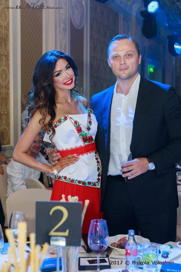 Жінка-єнот і дружина Франкенштейна: в мережі показали "віпів" конкурсу "Міс Україна Всесвіт"