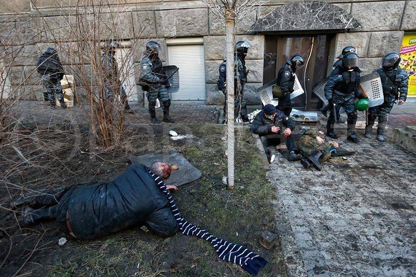 Избитый "Беркутом" герой Майдана отошел в вечность: в сети скорбят