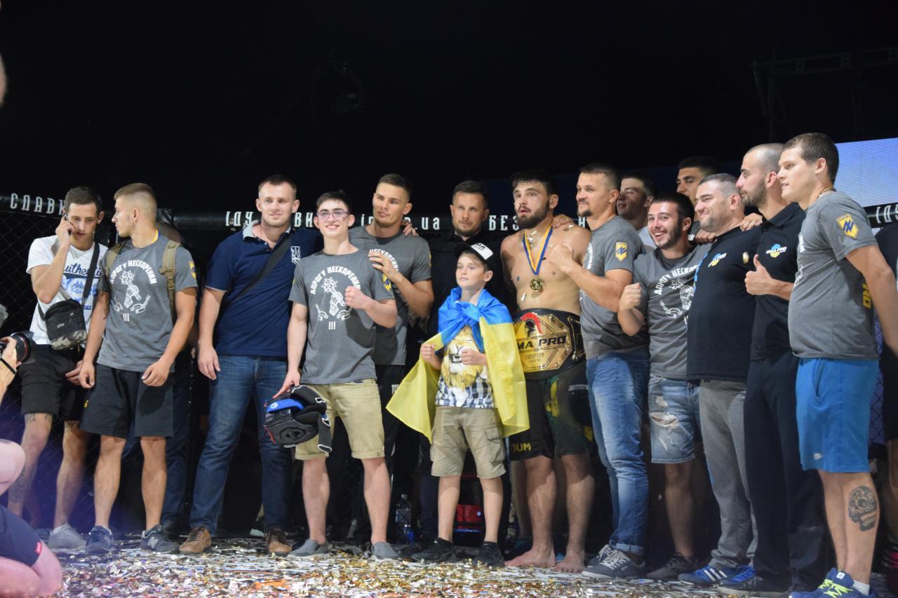 Николаевский боец ММА стал чемпионом Европы среди профессионалов