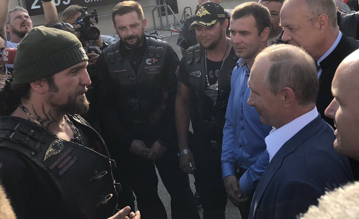 Путин и Медведев приехали в оккупированный Крым: появилась реакция Украины