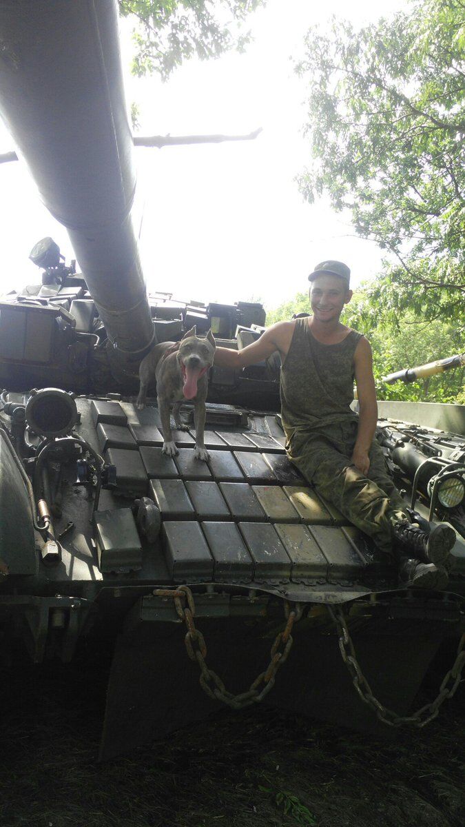Російські танки в Донецькій області