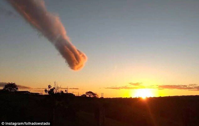 Над Бразилией засняли апокалиптическое облако: в сети заговорили о руке Бога