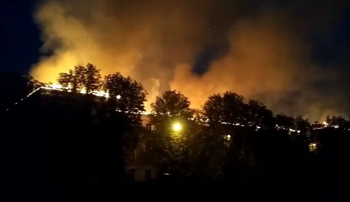 В Харькове вспыхнул серьезный пожар: загорелся Апелляционный админсуд