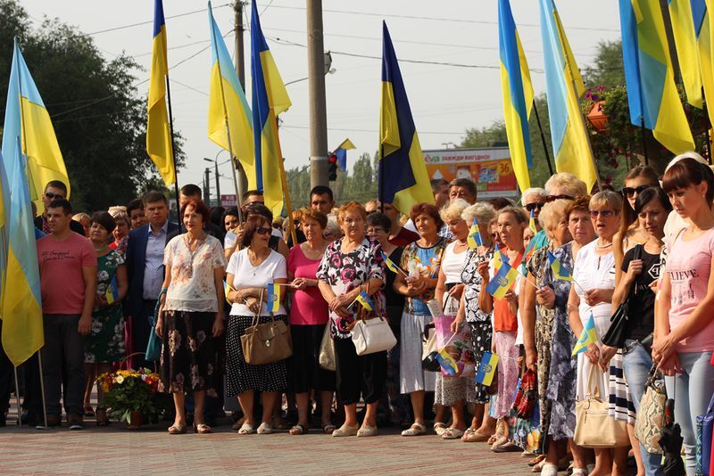 В Запорожье провели первую акцию ко Дню независимости Украины