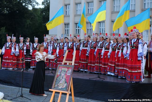 Украина празднует День Независимости: появились первые фото