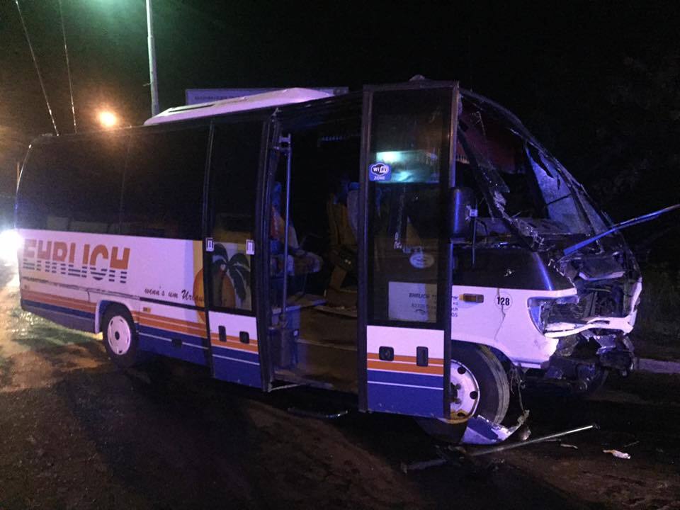 В Одесі зіткнулися два мікроавтобуси: є жертва, багато постраждалих