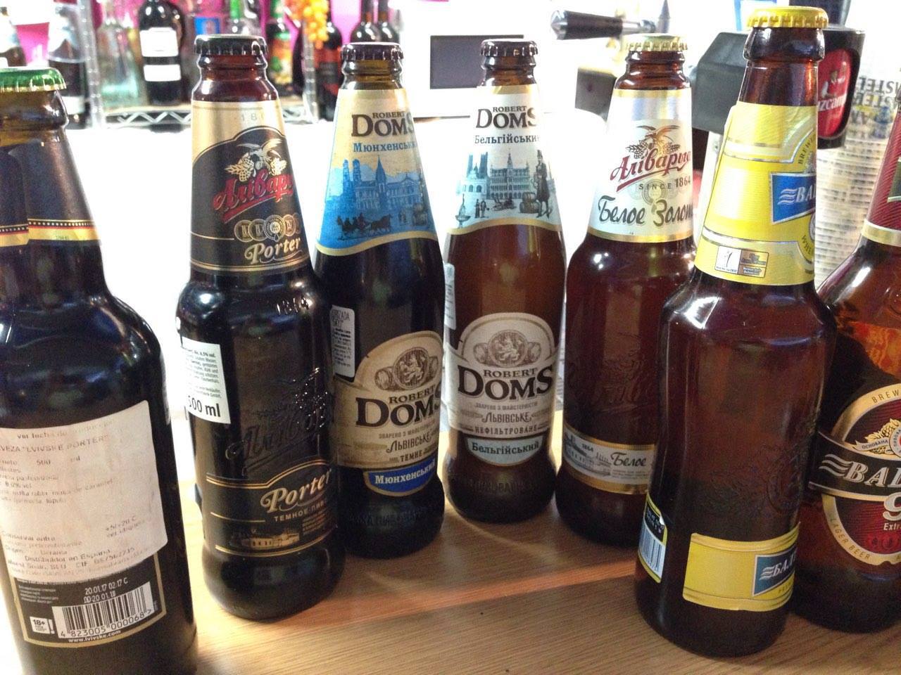  Присвоили даже украинское пиво: в сети показали "достижения" России на фестивале в Испании