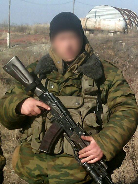 Бил "фашистов": полиция вычислила воевавшего на Донбассе боевика из России