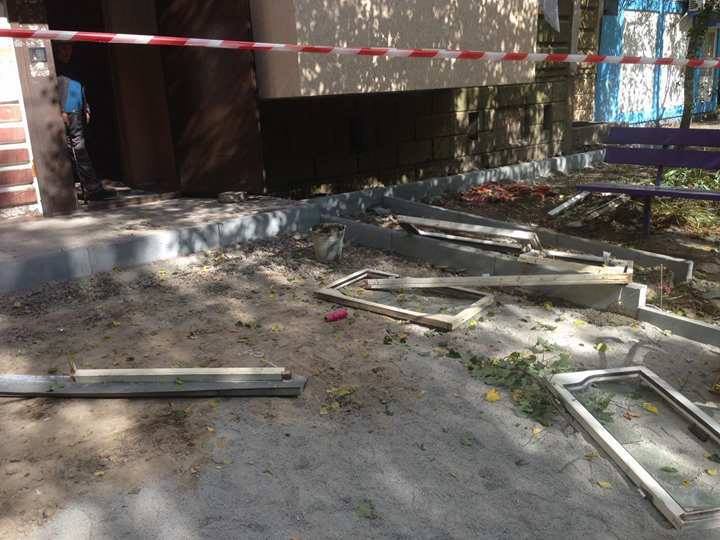 На Киевщине прогремел взрыв в многоэтажке: есть пострадавший