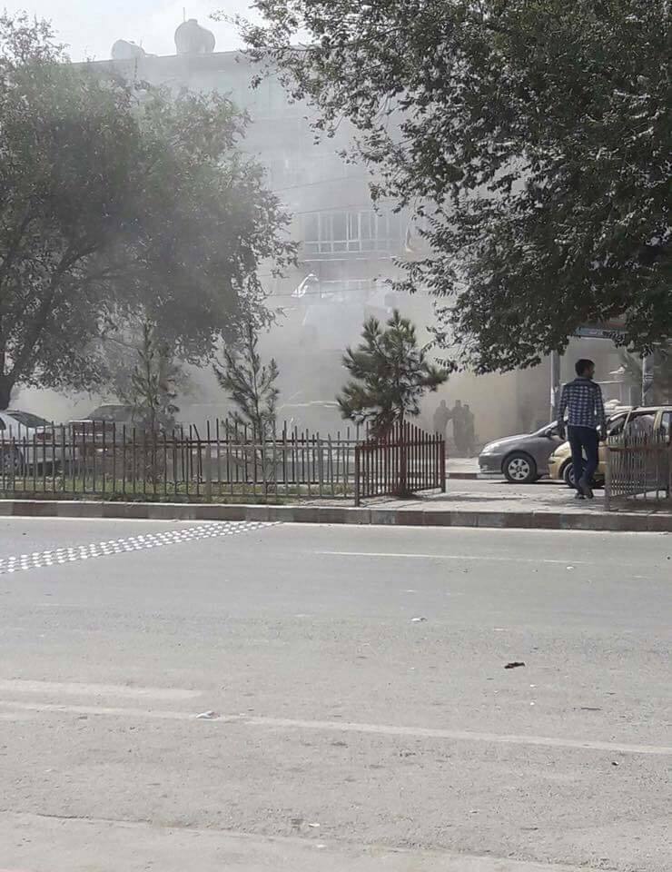 У Кабулі смертник влаштував вибух поряд з посольством США: є жертви і поранені
