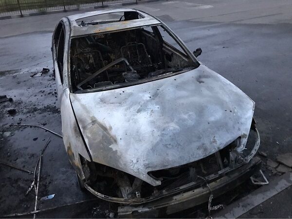 Директору скандального Тарасівського сміттєзвалища підпалили машину