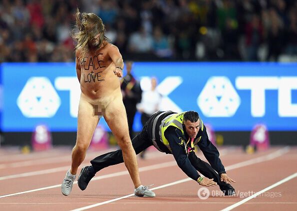  Перед очікуваним забігом на чемпіонаті світу в Лондоні стався несподіваний голий інцидент 
