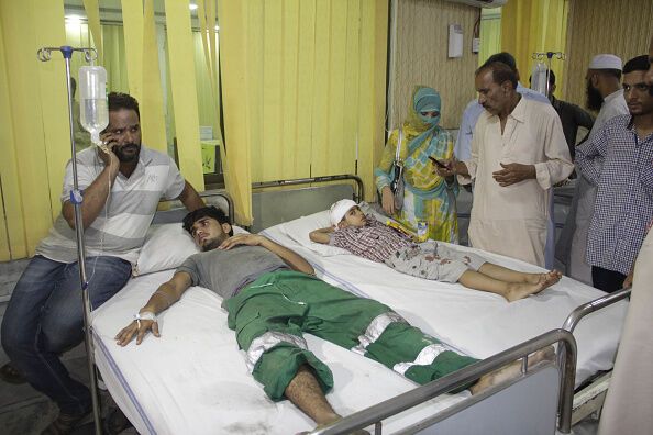 Кровавый теракт на рынке в Пакистане: опубликованы фото и видео
