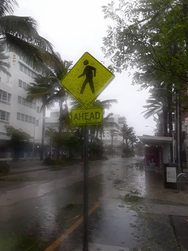 Майами превратился в город-призрак
