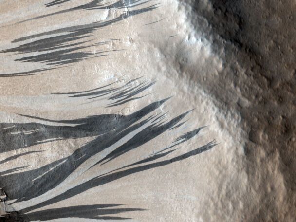 Моря Марса: опубликованы впечатляющие фото планеты