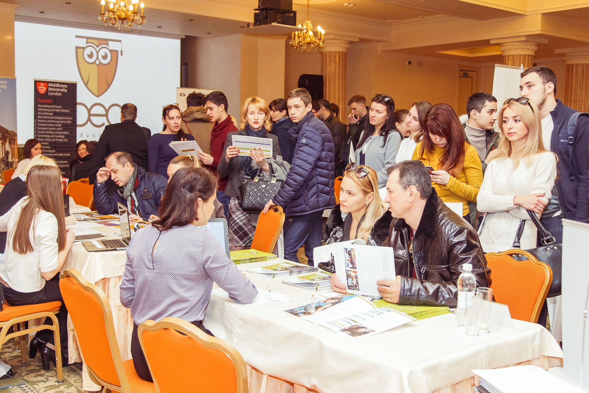 В Киеве и Днепре пройдет крупнейшая выставка по зарубежному образованию