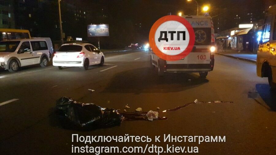 "Мужчина бросился под маршрутку": в Киеве случилось смертельное ДТП