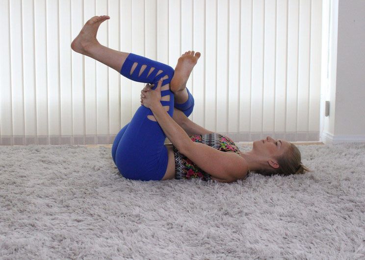 Як позбутися від болю у спині та стегнах: 9 легких вправ