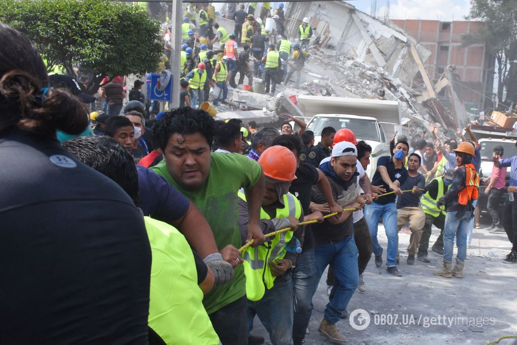 Землетрясение в Мексике: количество жертв продолжает расти