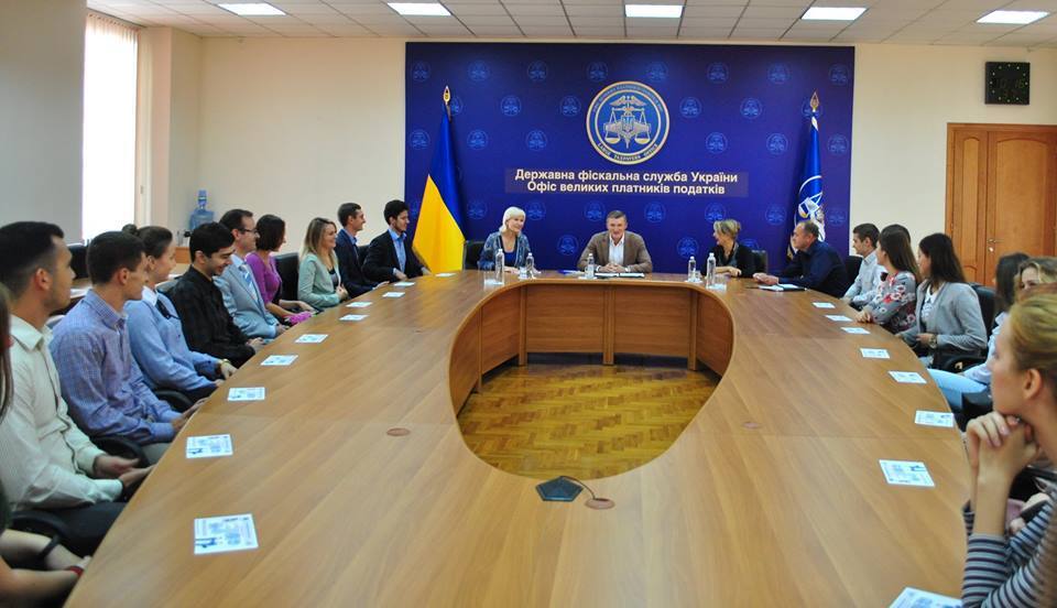 КНТЭУ и Офис крупных налогоплательщиков договорились о трудоустройстве выпускников