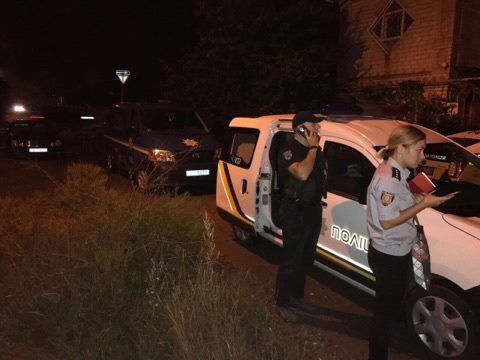 В Одессе бросили гранату в частный дом: опубликованы фото