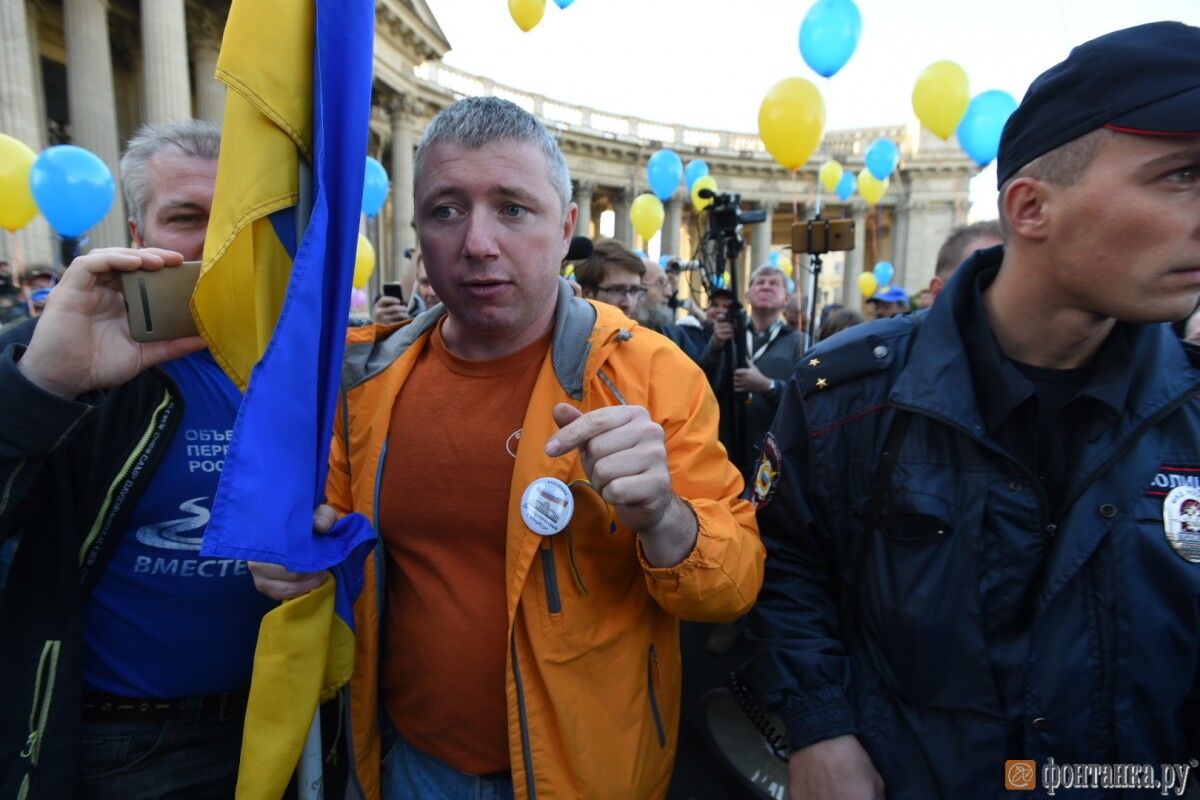 "Путин - это война!" Санкт-Петербург вышел на несанкционированный митинг против войны с Украиной