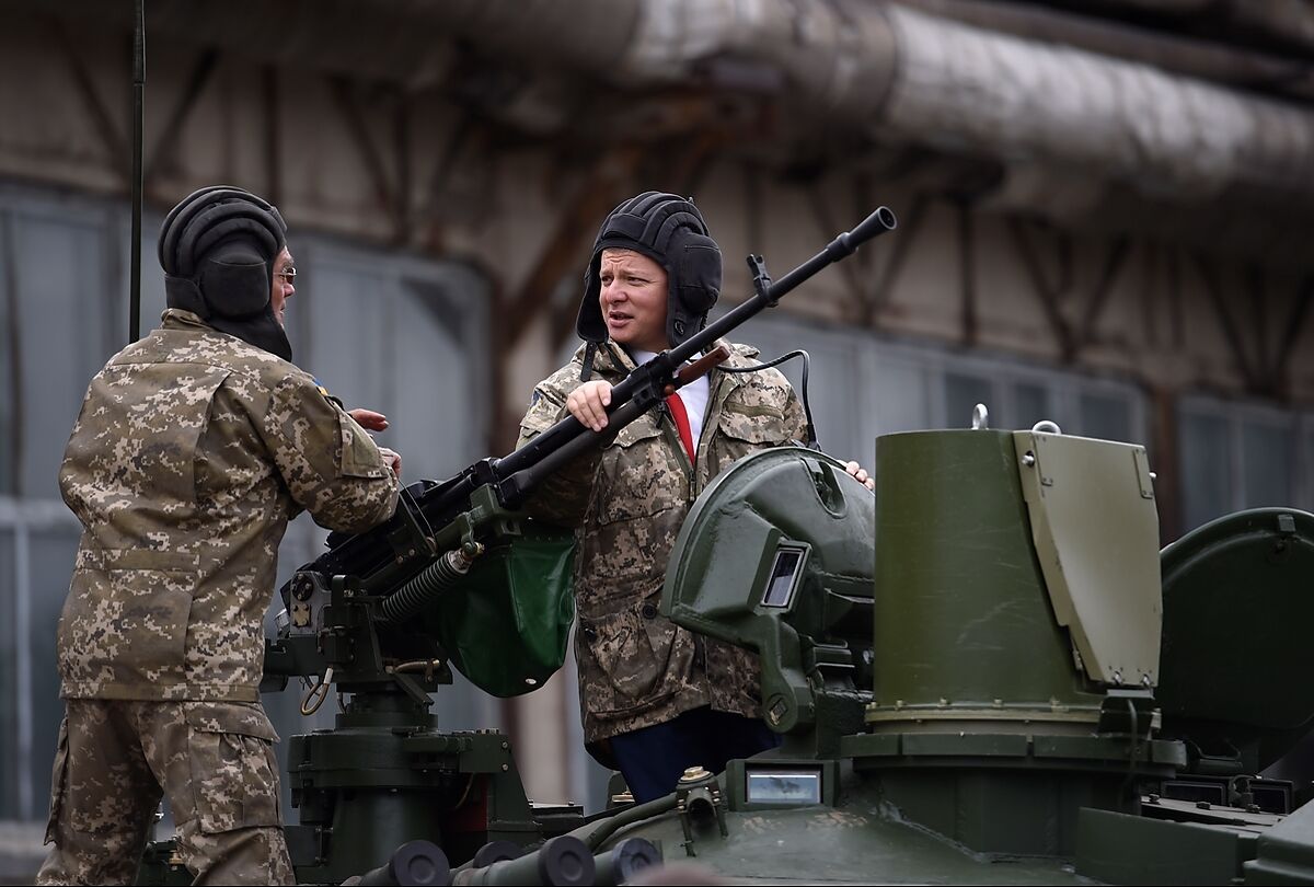 Олег Ляшко на заводе имени Малышева