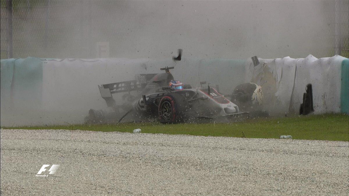 Знаменитий гонщик Формули-1 на величезній швидкості потрапив в аварію: з'явилися фото і відео інциденту