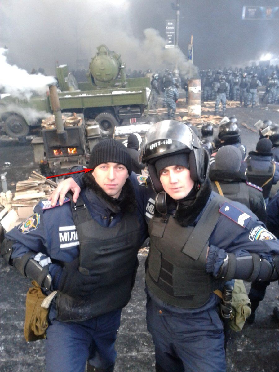 Під балаклавою не впізнають? У мережі виявили екс-міліціонера, який воює за "ДНР"