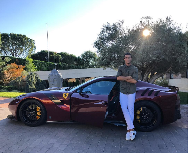 Роналду похвалився покупкою рідкісного спорткара за півмільйона доларів