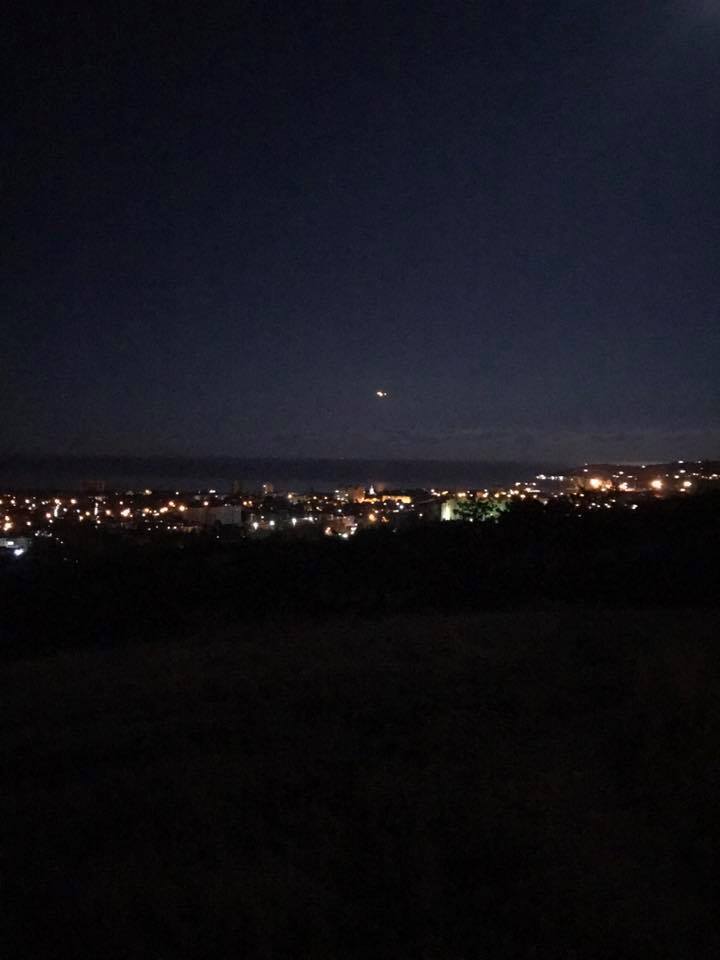 Сразу в нескольких местах: в Крыму наблюдали загадочный НЛО