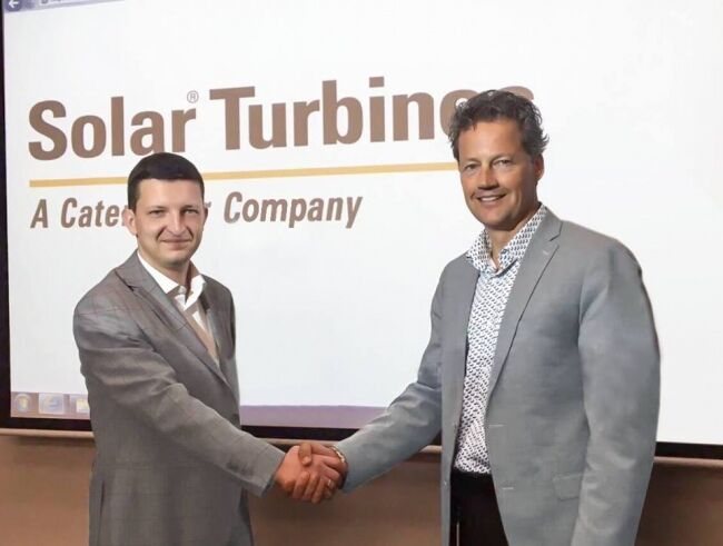 Директор по подготовке и транспортировке газа "Укргаздобычи" Александр Гордиенко (слева). Фото: пресс-служба УГД