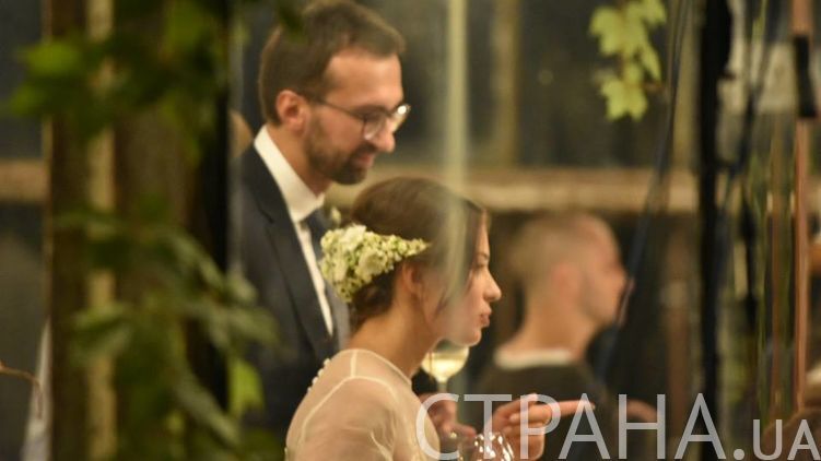 Весілля Лещенка та Топольської: з'явилися перші фото