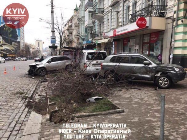 "Мама все порешает": в Киеве случилось новое возмутительное ДТП