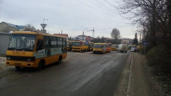 Страйк маршрутників в Тернополі