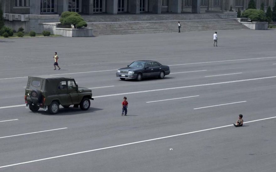 За такое убивают: в сети показали секретные фото из КНДР