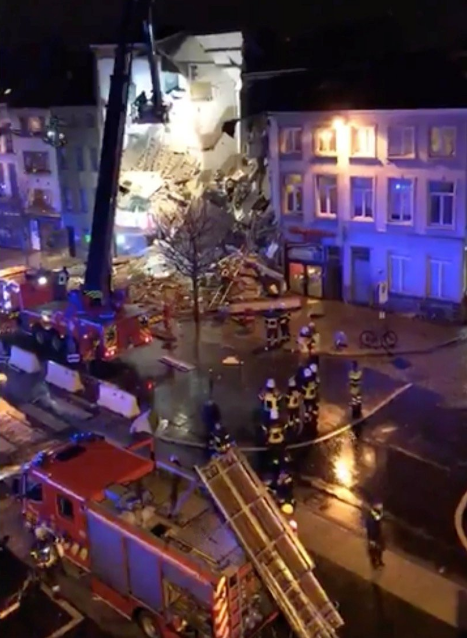 В Бельгии взорвался и рухнул жилой дом: все подробности
