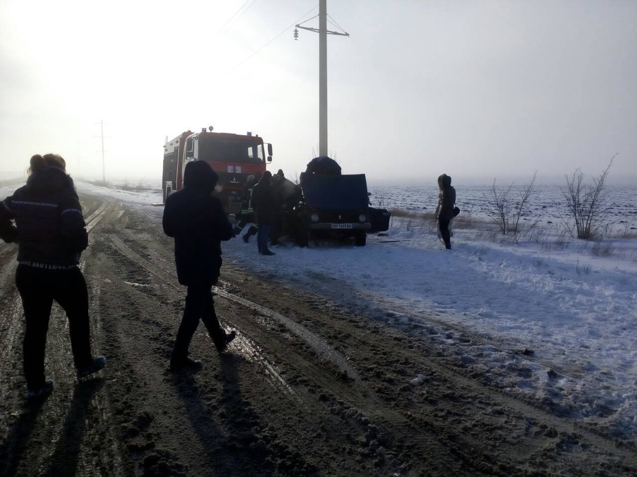 2 трупа и горящее авто: запорожские спасатели рассказали подробности ДТП с автобусом (ФОТО) 