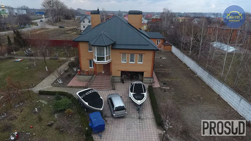 Служебное жилье зажала: в сети показали многоквартирную судью из Киева