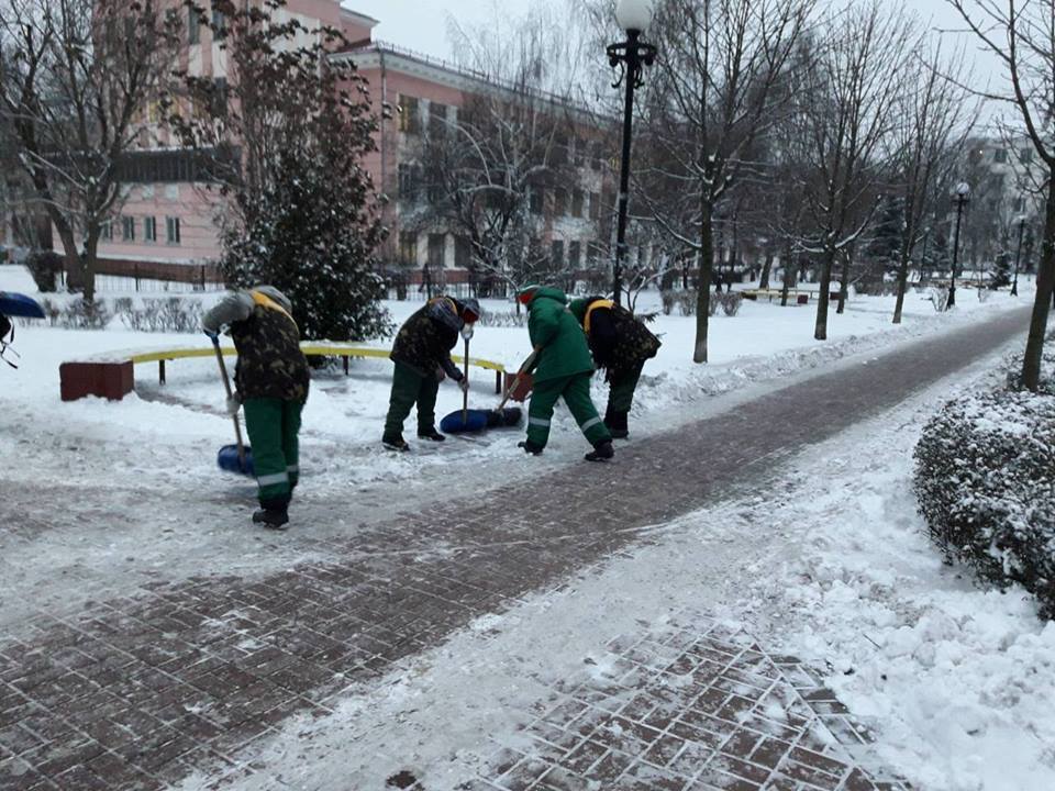 Киев накрыл снегопад: власти приняли жесткие меры