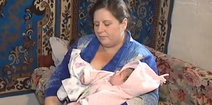 Як виглядає найбільша дитина України: фото та відео богатиря