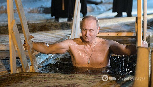 "Новое дно искал": "старик" Путин взбесил россиян крещенскими купаниями