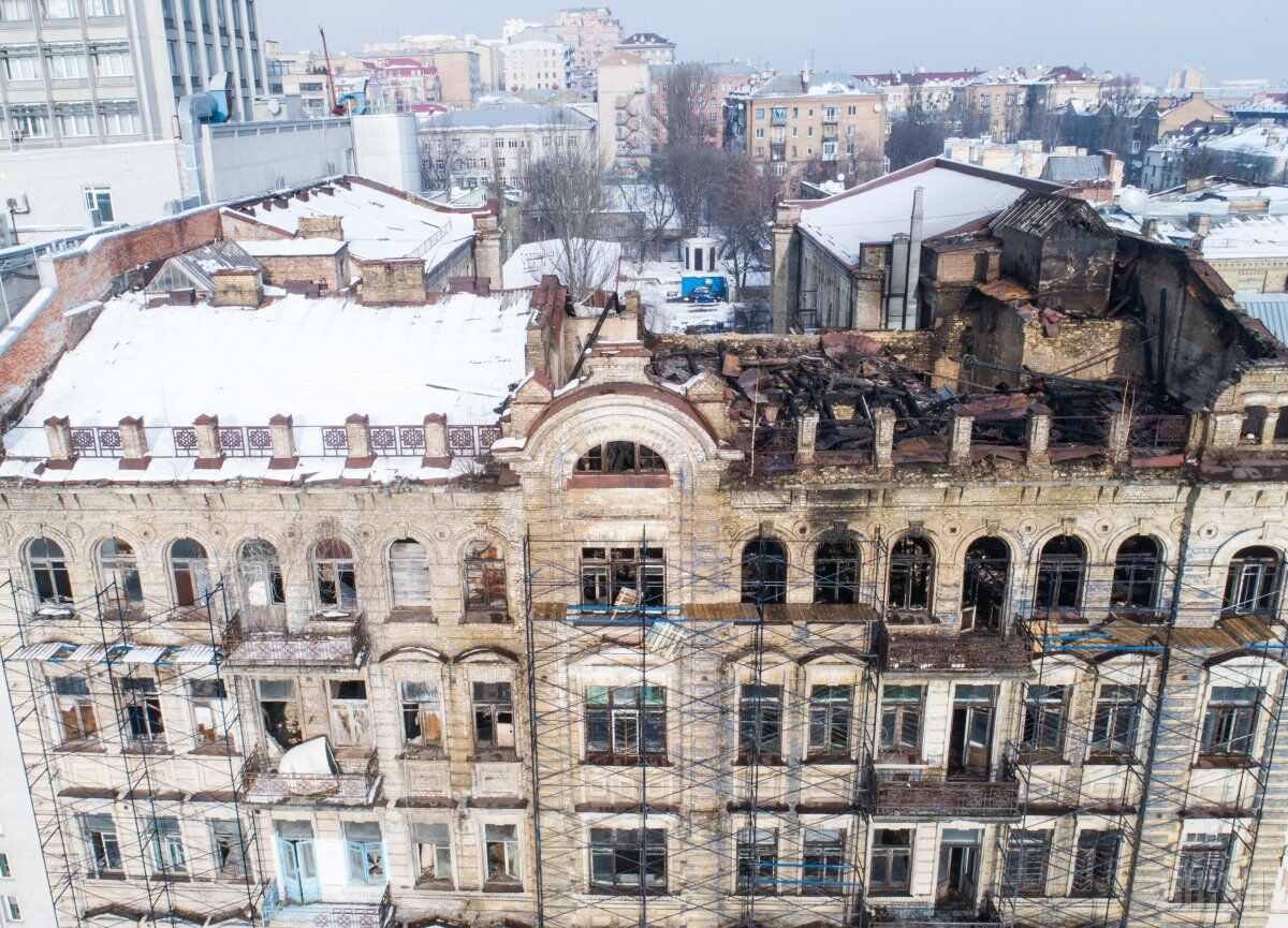 Что осталось от исторического дома в Киеве после пожара: опубликованы жуткие фото